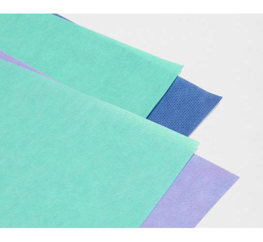 Vereinigte Papierwarenfabriken GmbH Interleaved SSMMS 43g/Vlies grün 57g PK 120 120 x 120 Bogenverpackung