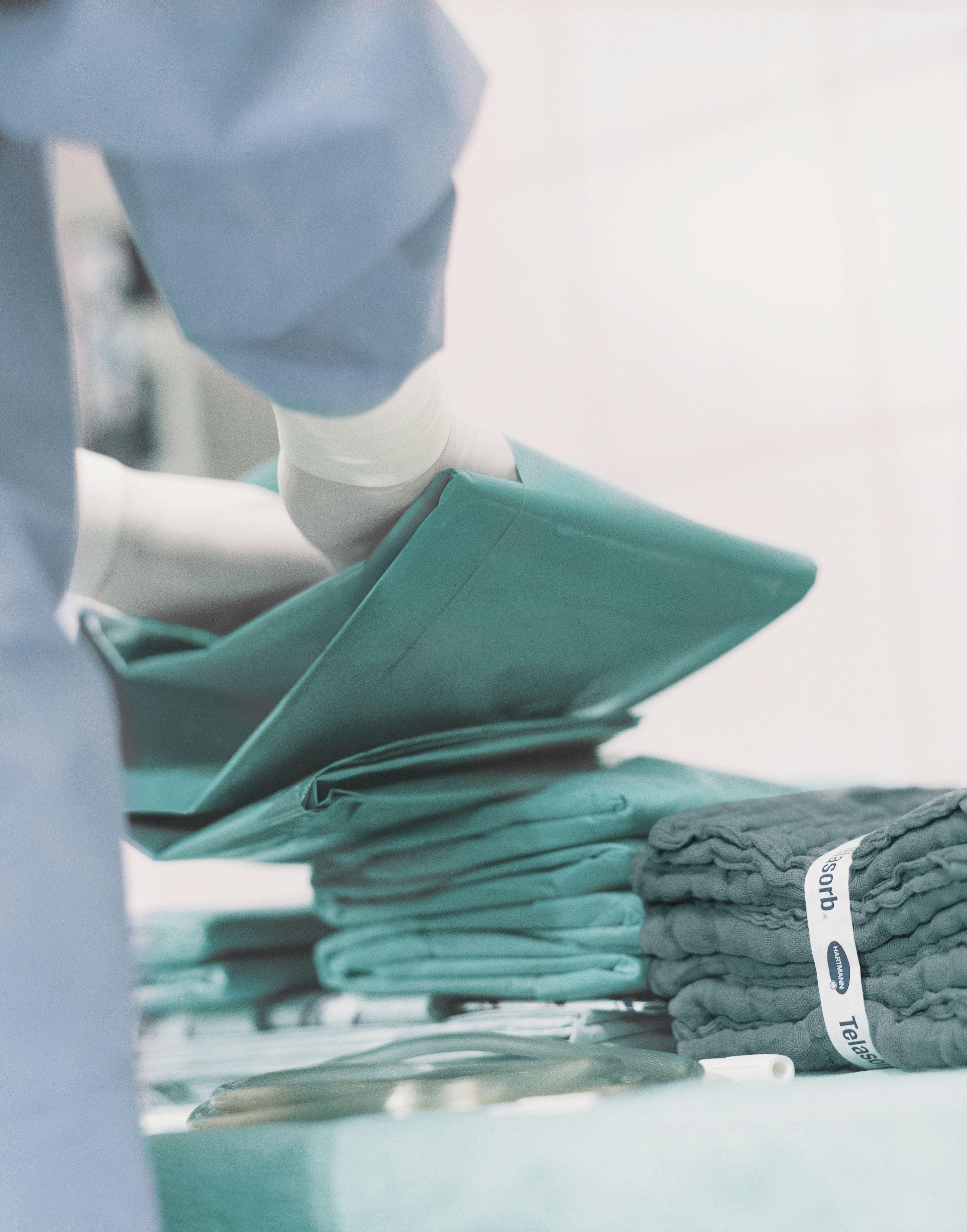 Foliodrape Protect Abdeckt. 150x175cm AP 25 steril, 2lg., eins. beschichtet