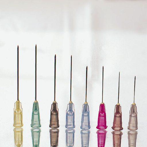 servoprax GmbH Neopoint Kanülen Nr. 2 21Gx1 1/2 AP 100 0,80x40mm grün