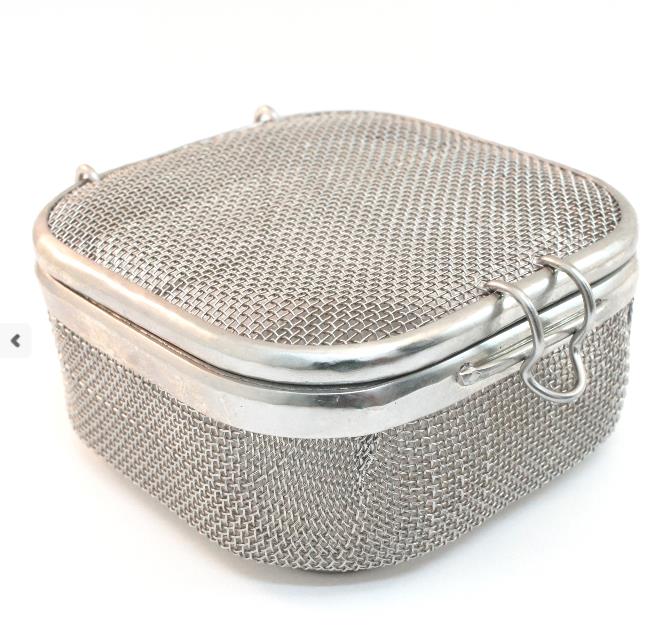 Kleinteilsieb mit Deckel aus Edelstahl 150 x 110 x 20 mm